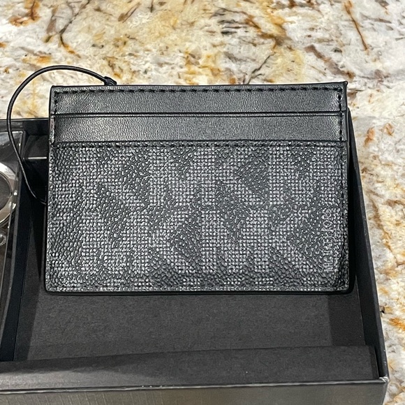 Michael Kors Men’s Card Case + Keychain Set - Picture 2 of 4